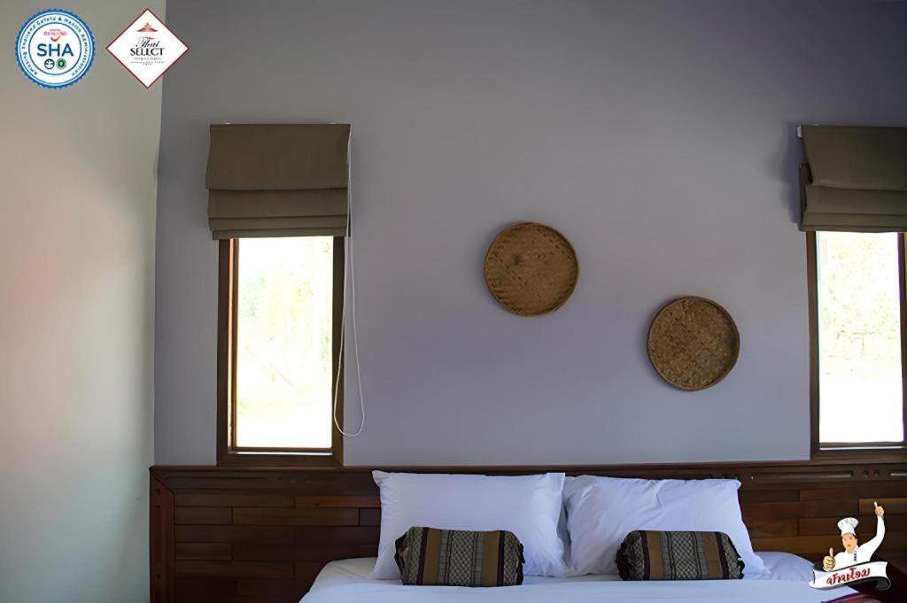 Baan Home Resort Kalasin Esterno foto