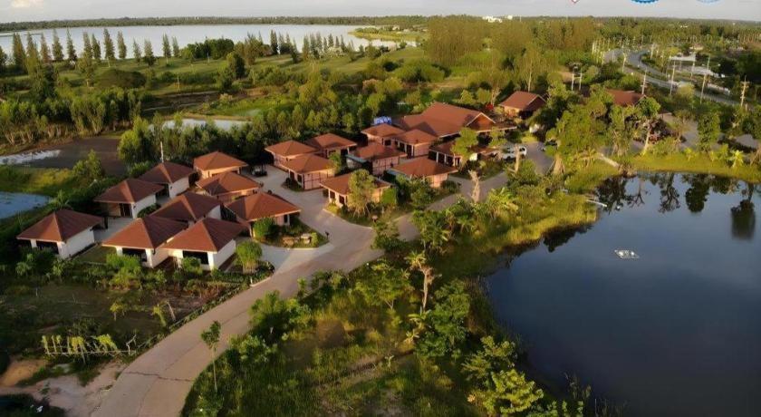 Baan Home Resort Kalasin Esterno foto